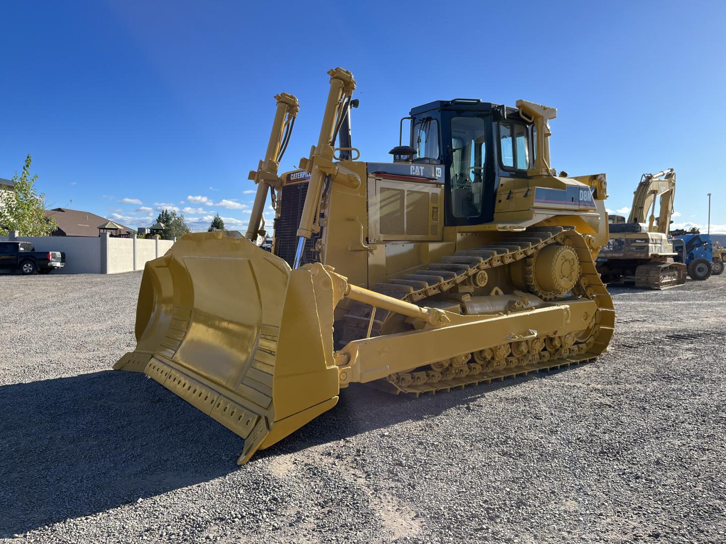 ./imagenes/INVOICE/2019/15809/TAPADOR FRONTAL CATERPILLAR D8N (7).JPG